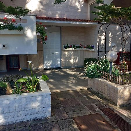 Wendy House Apartament Bari Exterior foto
